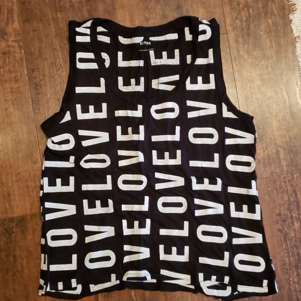 Express graphic tank